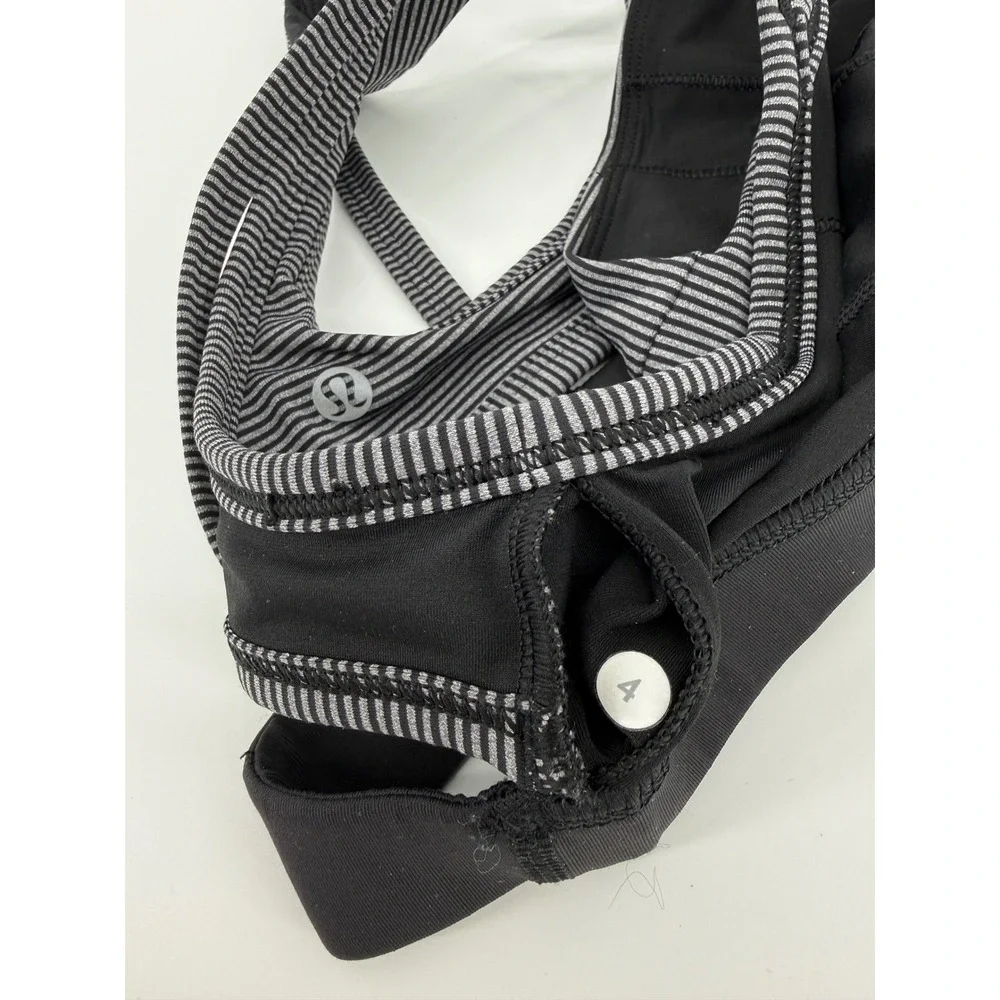 Lululemon Black Grey Striped Racerback Sports Bra‎ Size 4 Square Neck Yoga Gym